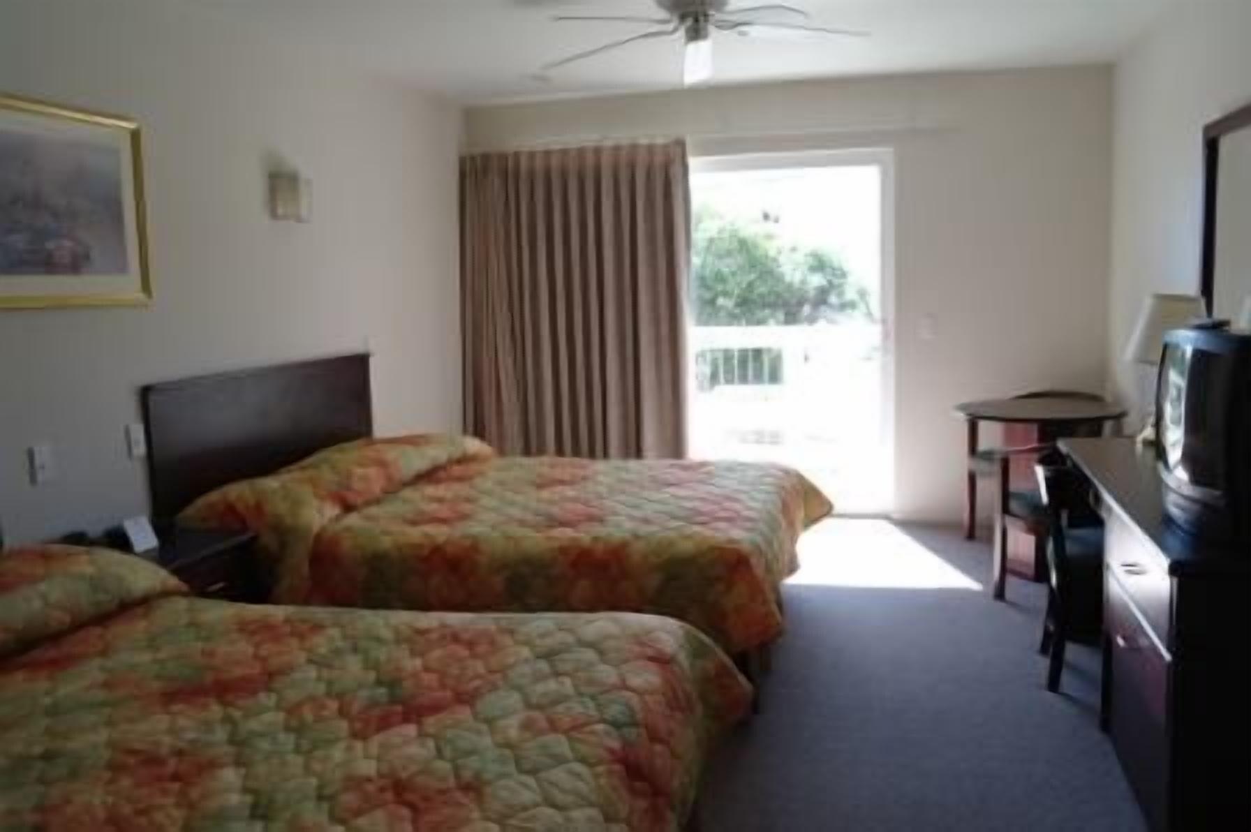 Travelodge By Wyndham Depoe Bay Buitenkant foto