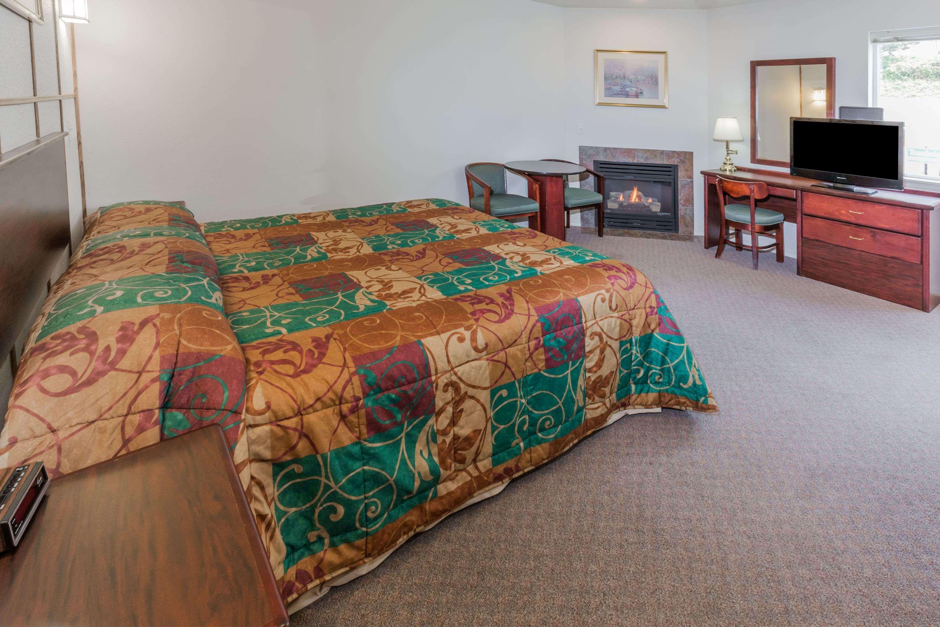 Travelodge By Wyndham Depoe Bay Buitenkant foto
