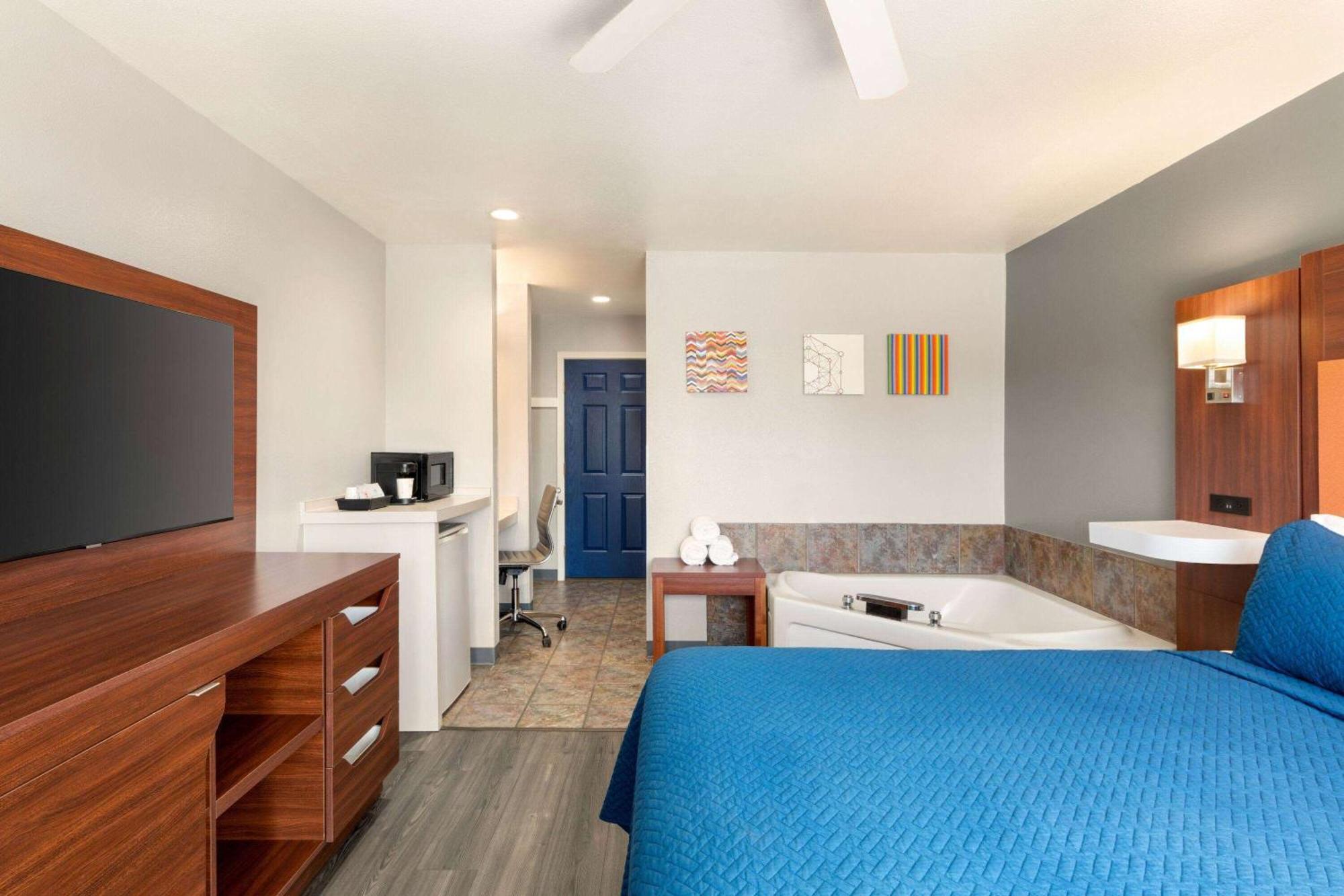 Travelodge By Wyndham Depoe Bay Buitenkant foto