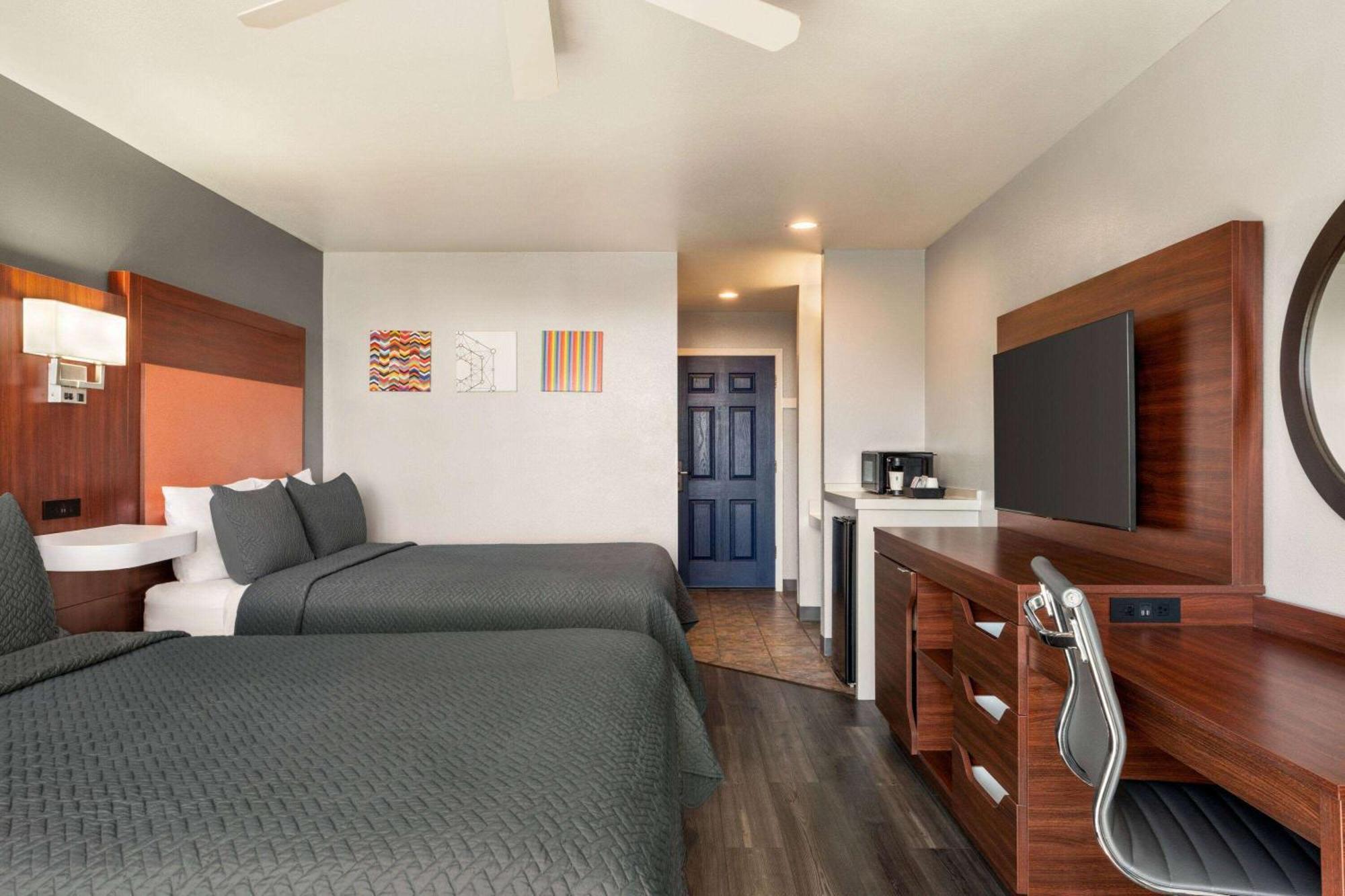Travelodge By Wyndham Depoe Bay Buitenkant foto