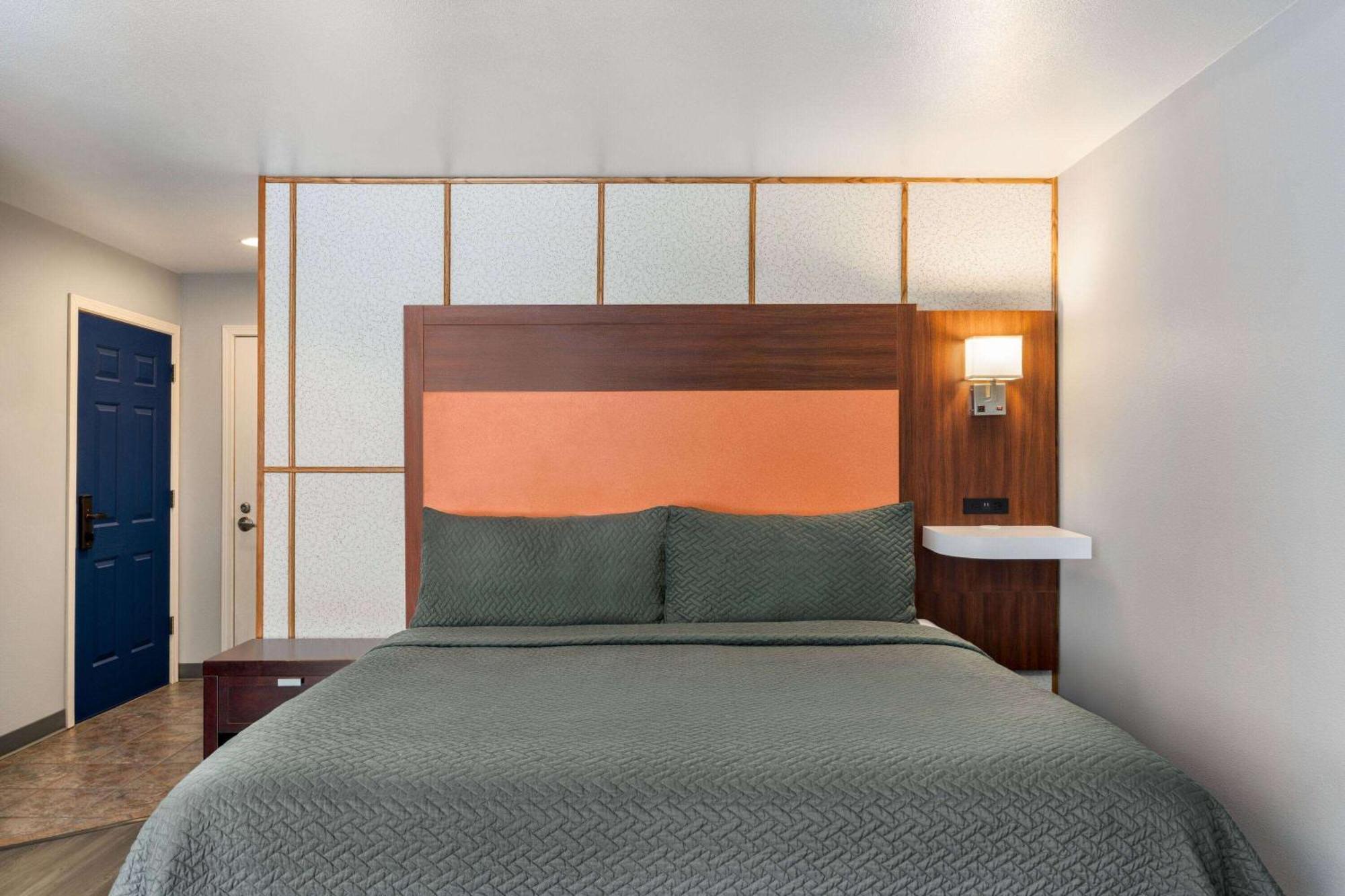 Travelodge By Wyndham Depoe Bay Buitenkant foto